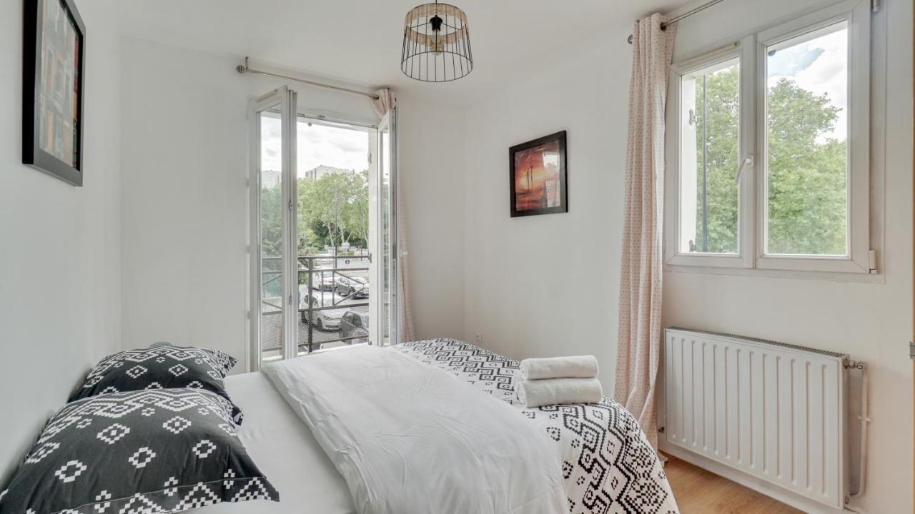 Chic Apart With Parking Near Paris Appartamento Aubervilliers Esterno foto