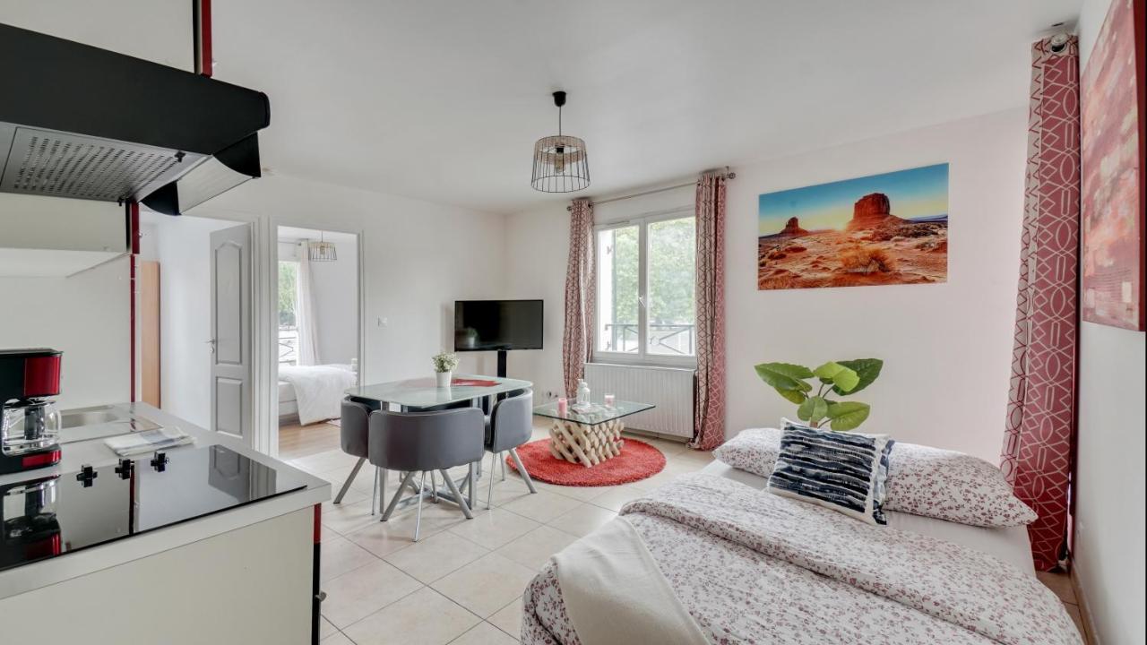 Chic Apart With Parking Near Paris Appartamento Aubervilliers Esterno foto